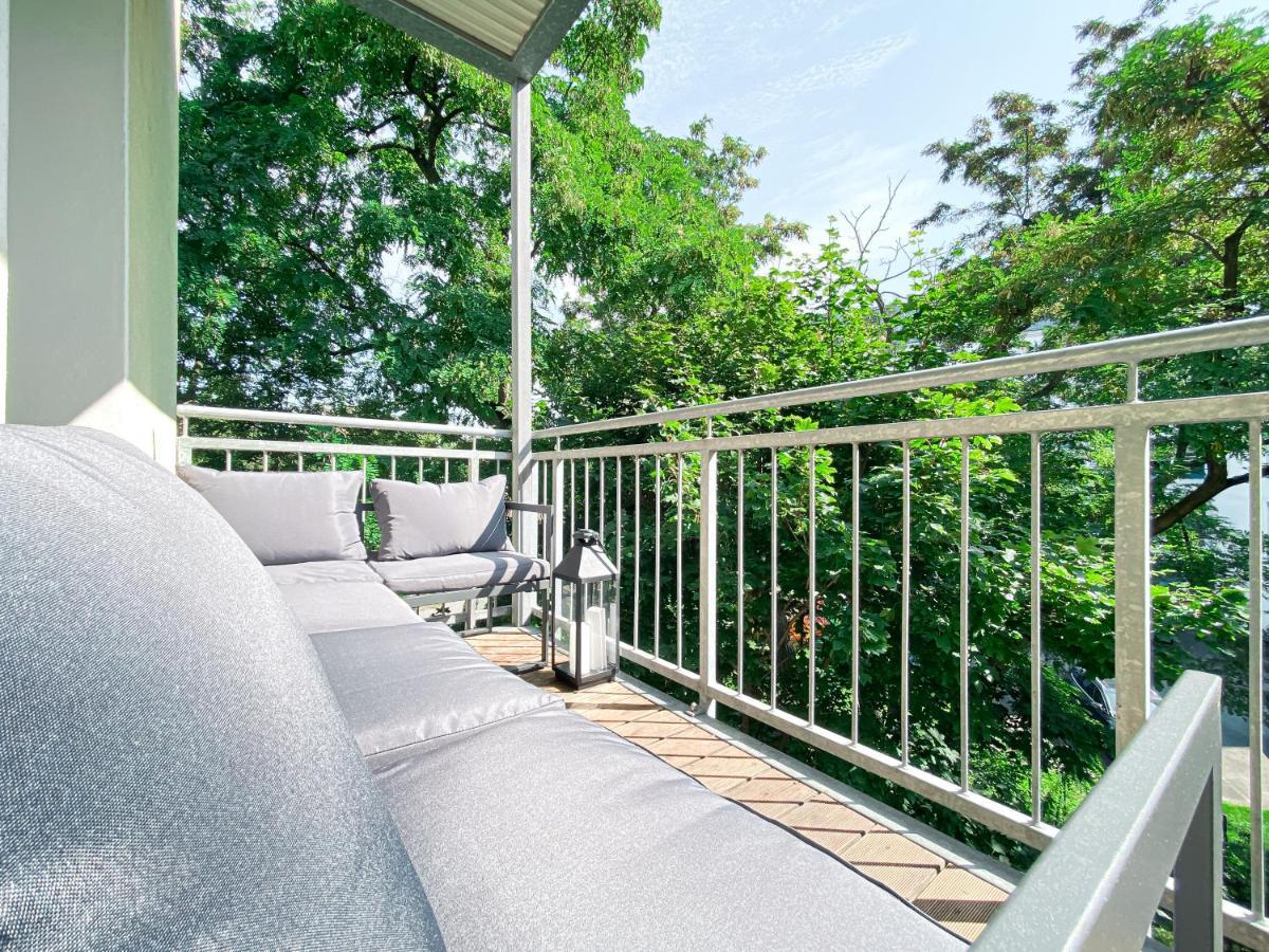 Zentrale Mit Parkplatz, 2 Schlafzimmern, Kueche, Waschmaschine & Balkon Апартаменты Лейпциг