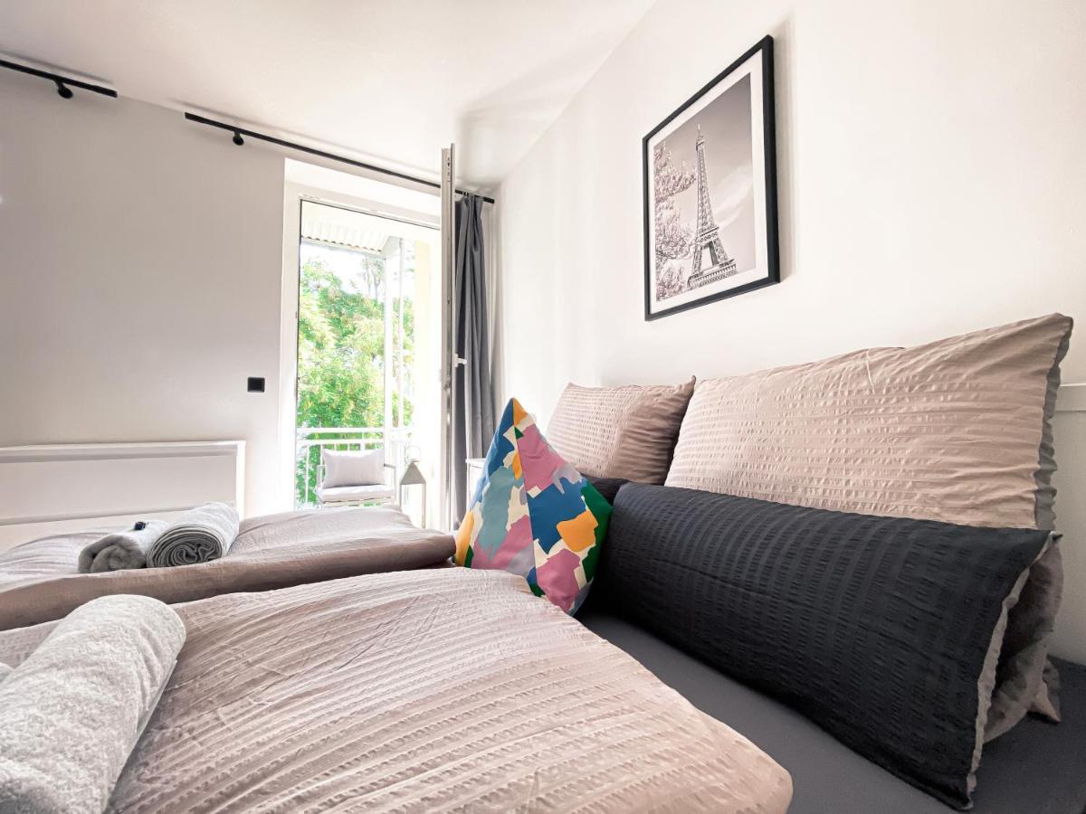 Апартаменты Zentrale Mit Parkplatz, 2 Schlafzimmern, Kueche, Waschmaschine & Balkon
